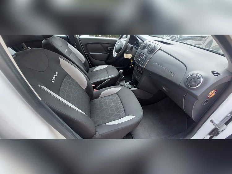Dacia Sandero Stepway 1.5 dci 90cv foto 6